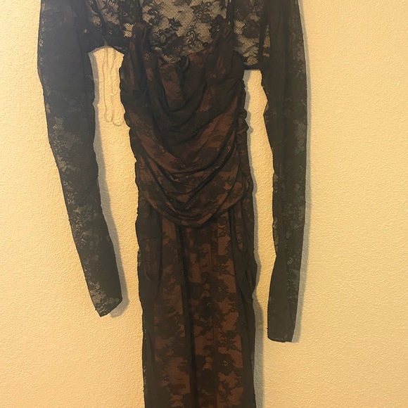 House of CB Black Lace Long Sleeve Dress - Picture 3 of 5